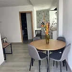 Aparthotel Chloe Trg 3*