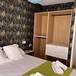 Aparthotel Chloe Trg