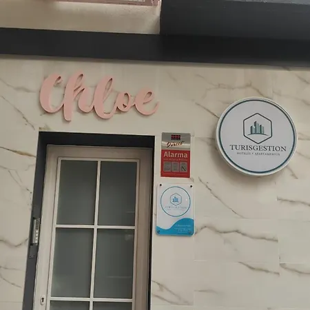 Aparthotel Chloe Trg 3*