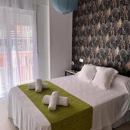 Apart Otel Chloe Trg 3*